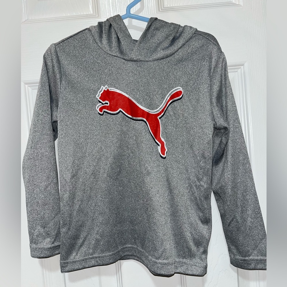 Puma long sleeve shirt with hoodie for boy, size 3t